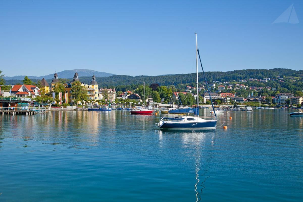 Hotel-Restaurant "Veldener Traumschiff" Direkt Am See In 2Min Im Zentrum Velden am Wörthersee Exterior foto